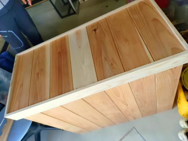 ↑笛保管箱↑

笛を保管する箱を作ってほしいとのご依頼！😊

写真飾る木を取り付けてほしいとのご依頼までありがとうございました🤗

このようなご依頼もお気軽に🤗

この度は工事依頼ありがとうございました！

県外や遠方も対応可能！！何でもご相談下さい☺️

BtoBに強い会社！SPEED対応No.1！

お客様のご要望にあわせて工事内容、予算、時期、対応させていただきます！

事務所、ビル、ホテル、旅館、住宅リフォームは当然の事、店舗、居酒屋、美容院どんなスタイルも設計施工対応可能です。

新築、リフォーム、リノベーション、店舗、倉庫、工場、ガレージ、ホテル、マンション、アパート、オフィス、コンテナ、牛舎、農業施設、社寺建築、解体、外構、バリアフリー介護、耐震診断など大きなことから網戸一枚の張り替えまで、どこに相談していいかわからないような特殊な仕事や、ジャンルを問わず建築工事全般、エリア問わず設計監理のみや工事のみなどでも、お客様のスタイルに合わせて提案させていただきます。

鉄骨、木造、コンクリート造等全て可能です。

ご相談はお気軽にDMください。
スピーディーに対応させていただきます。

株式会社　LIMITLESS 
◆本社　静岡県静岡市駿河区大和1丁目2-26
　　　　リエス大和1B

◆一般建設業(般-29)第39119号

◆二級建築士事務所(1)第8382号

#株式会社リミットレス
#株式会社limitless
#お祭り
#笛
#保管箱